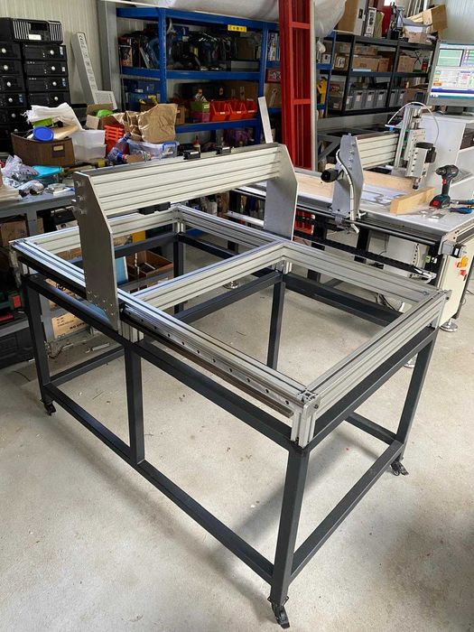 Realizam la comanda  CNC Router, Plasma, Hot-Wire, Laser CO2