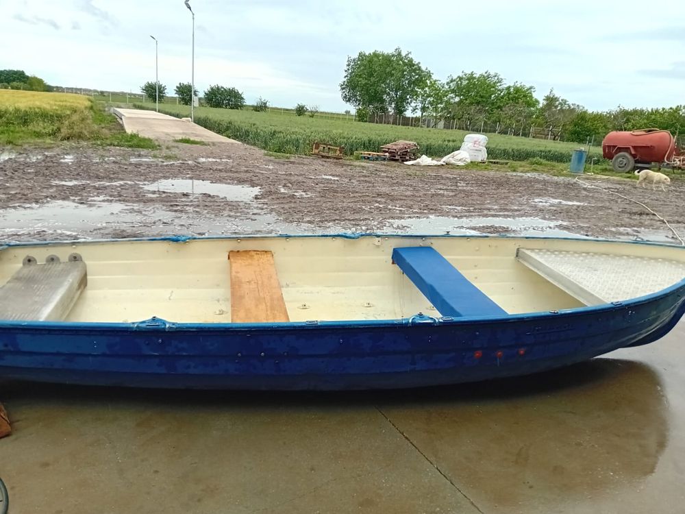Barca de pescuit aluminium Spiboot 4.6m
