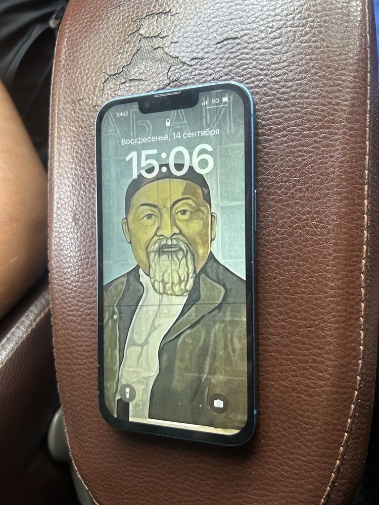 13 iphone в идеальном состояний