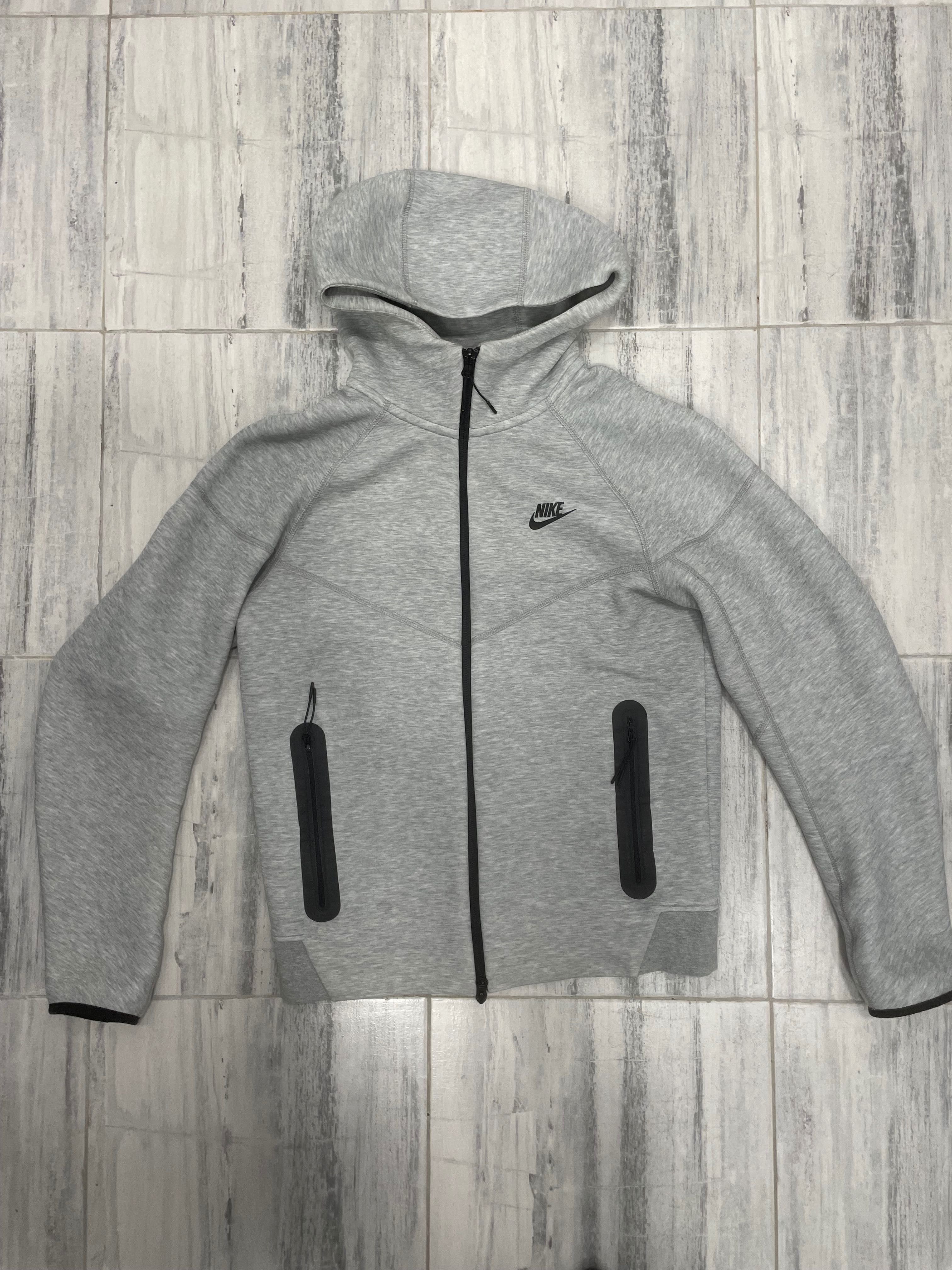 Nike tech fleece горнище