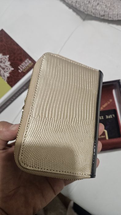 Портмоне Петърсн