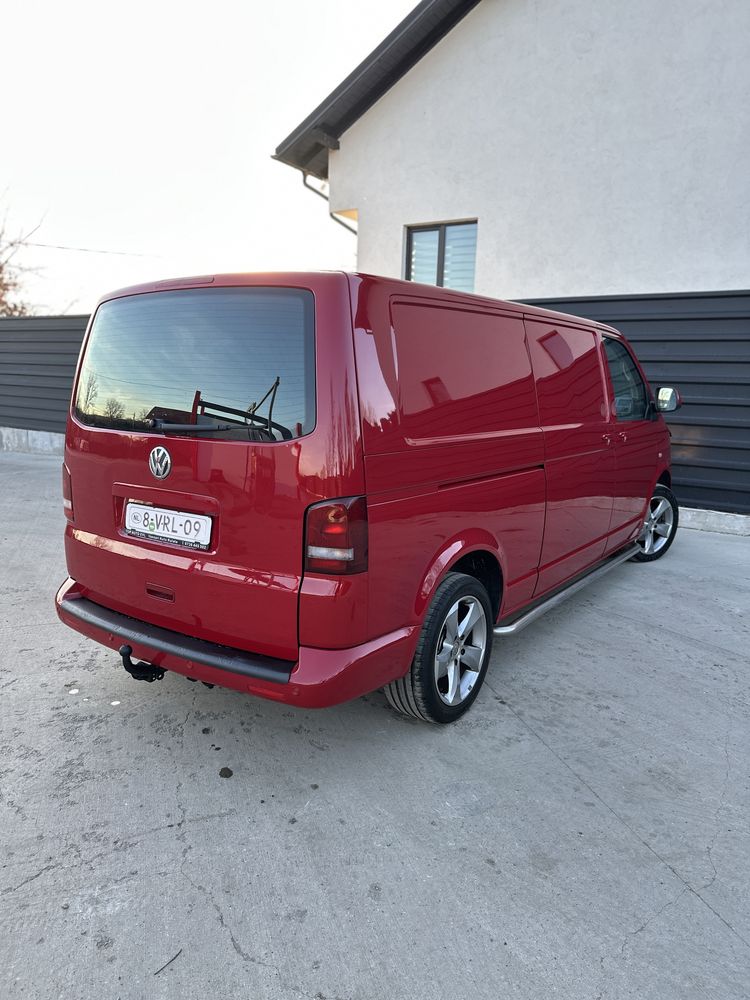 Volkswagen Transporter T5 / LUNG / Facelift / 6+1 trepte /2012 / 140CP