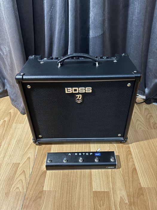 Продаю комбоусилитель Boss Katana mk2-50 ex + Airstep Katana