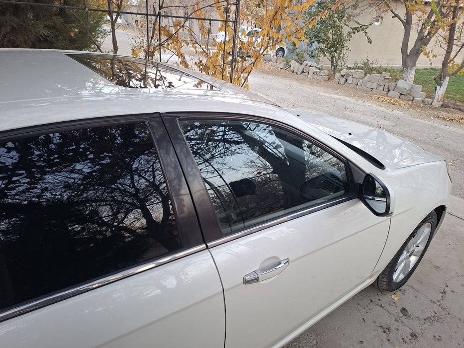 Epica rangi jemchuk, yili 2011