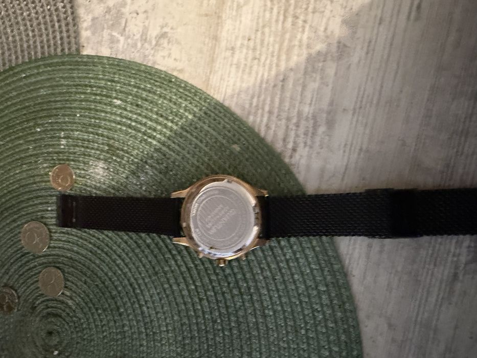 Продавам ОРИГИНАЛЕН часовник Квантум!!