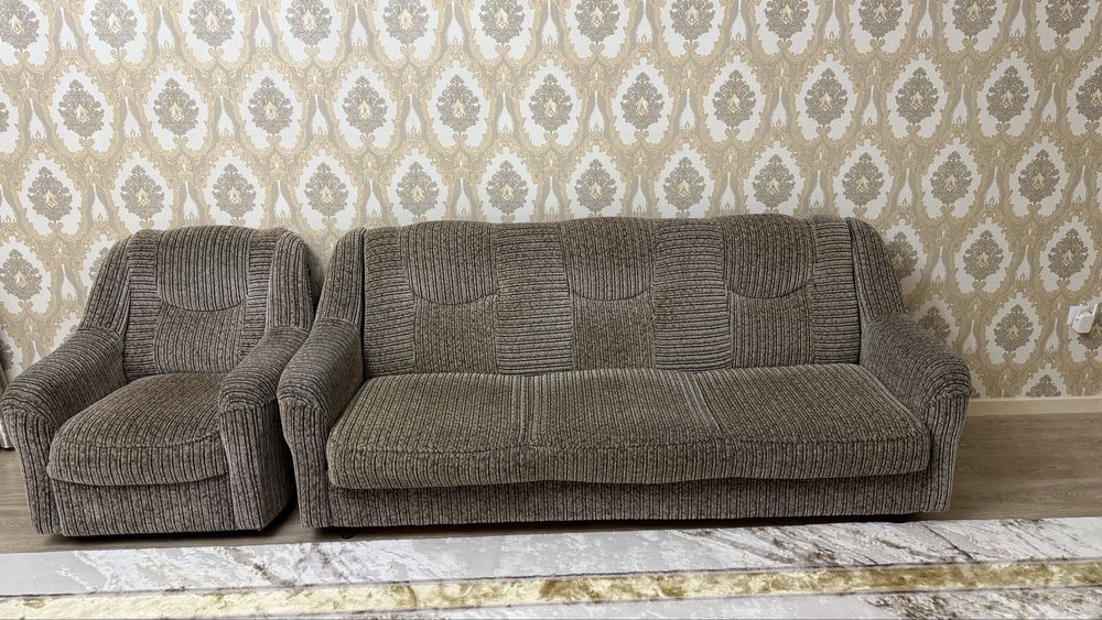 Диван с креслами