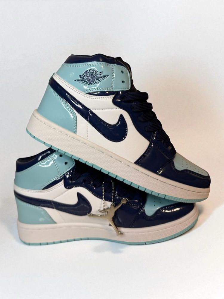 Adidasi Jordan 1 Unc Patent