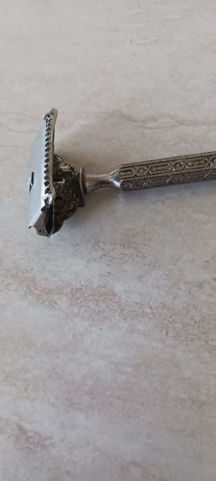 Метални самобръсначки