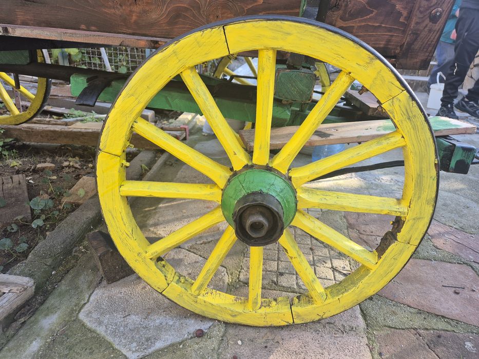 Старинна Дървена Каруца