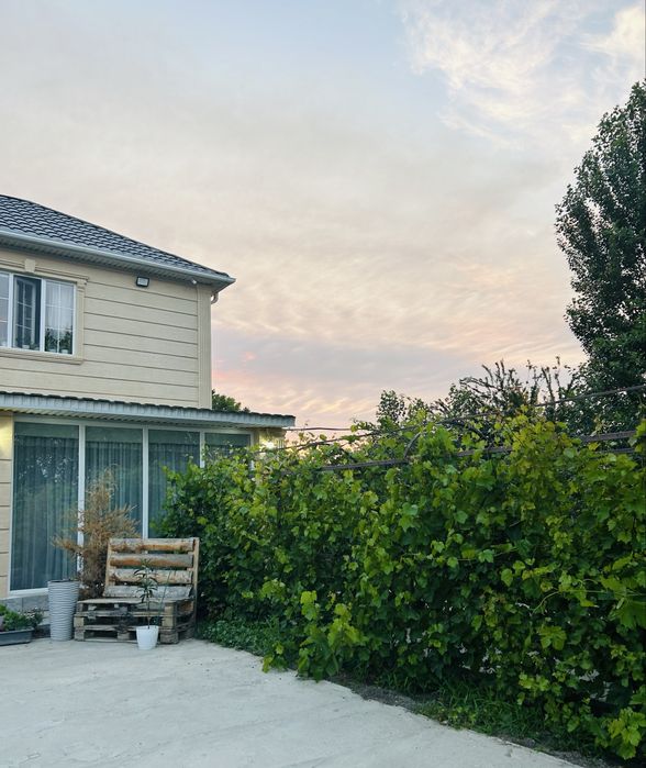 Продаем дом в экологический чистом районе.