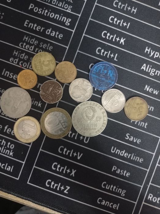 Разные виды монет