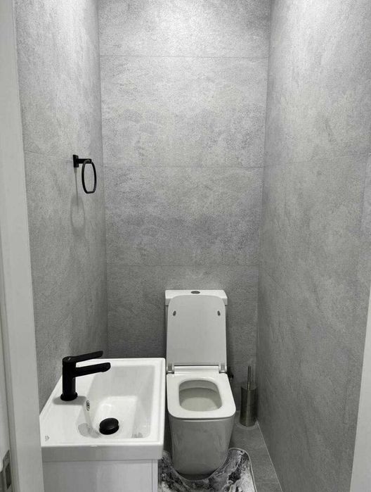 СРОЧНО!!!Сдается кв-ра (3/3/9)Яшнабатски район, ор-р Боткина ор-р 372*