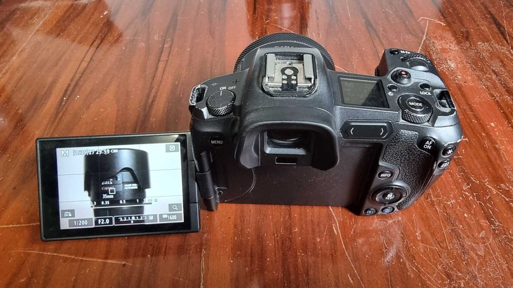 Canon eos R body
