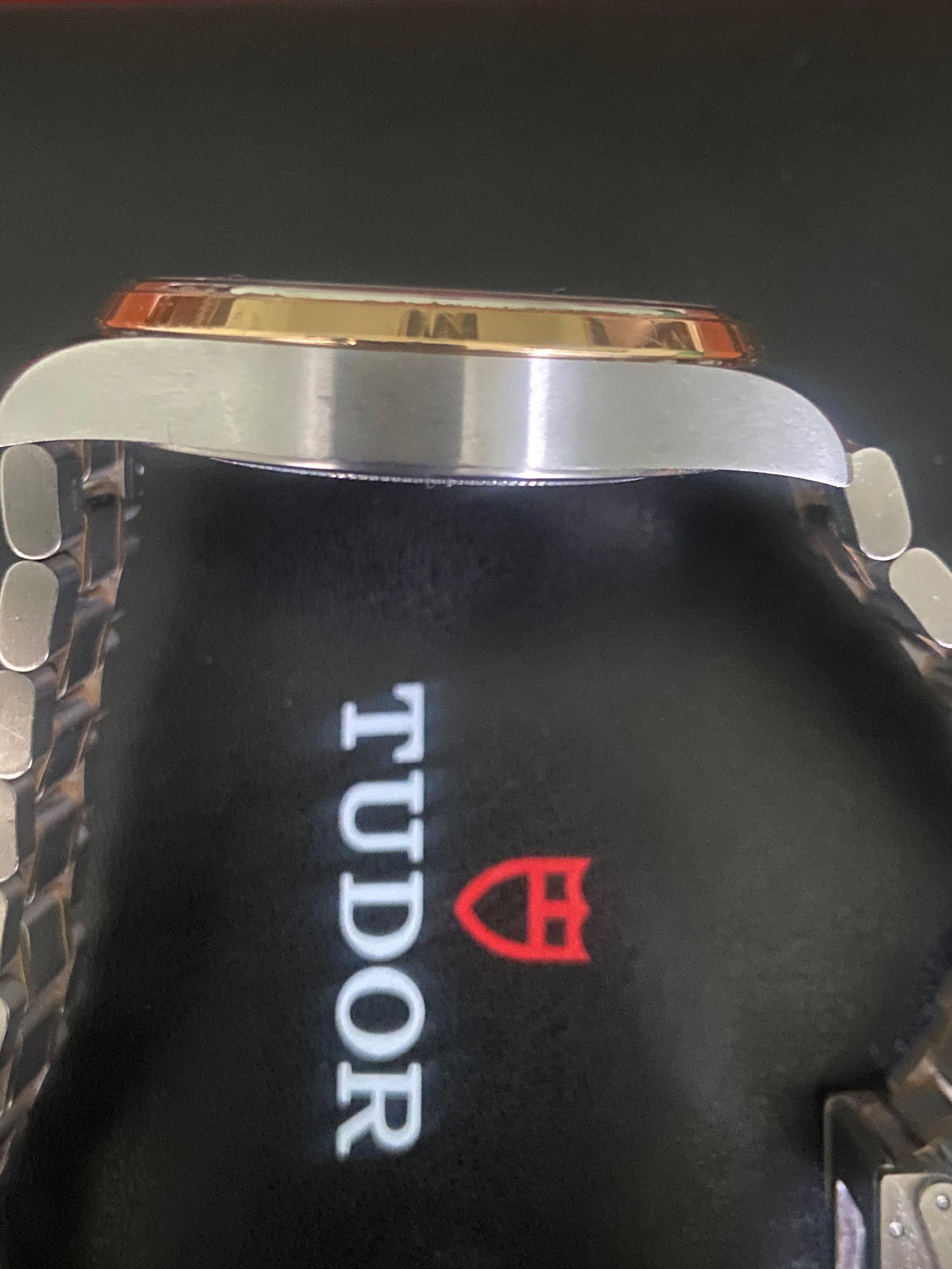 Tudor Style 12703, diam. 41 mm, oțel/aur. Mec. Tudor-eta 2824.
