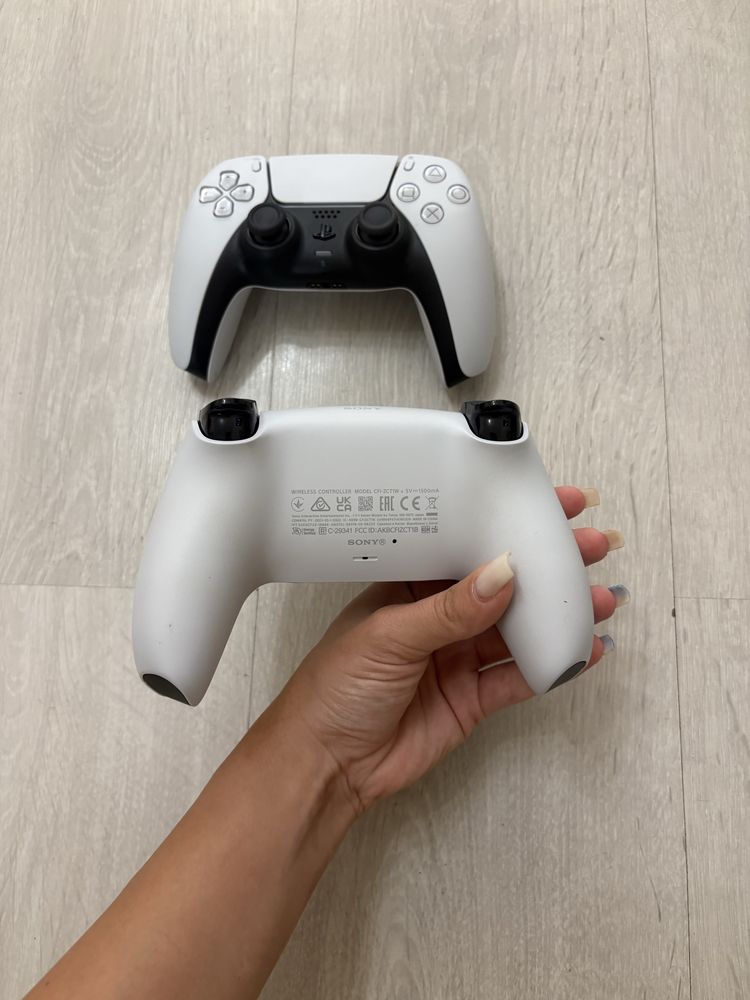 Продавам PlayStation 5