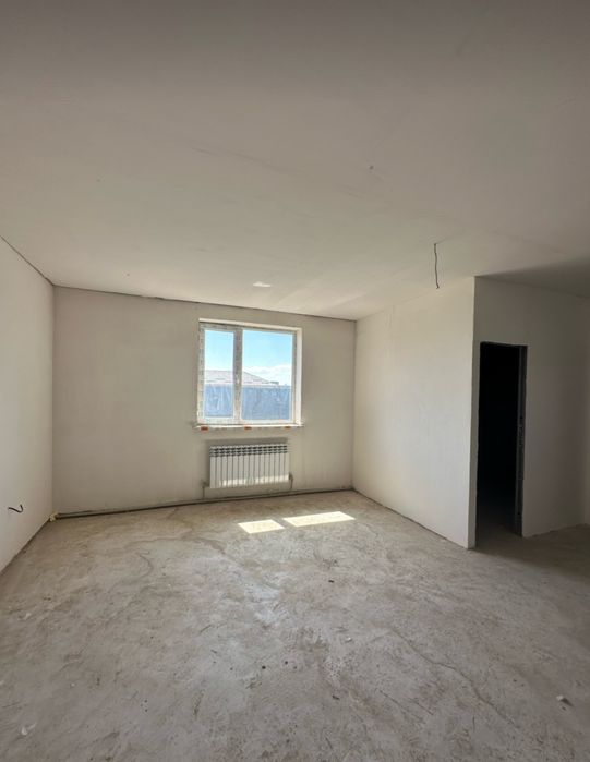 1-комнатную 35 кв м рядом со строящимся Метро