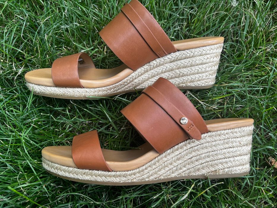 Страхотни  чехли UGG