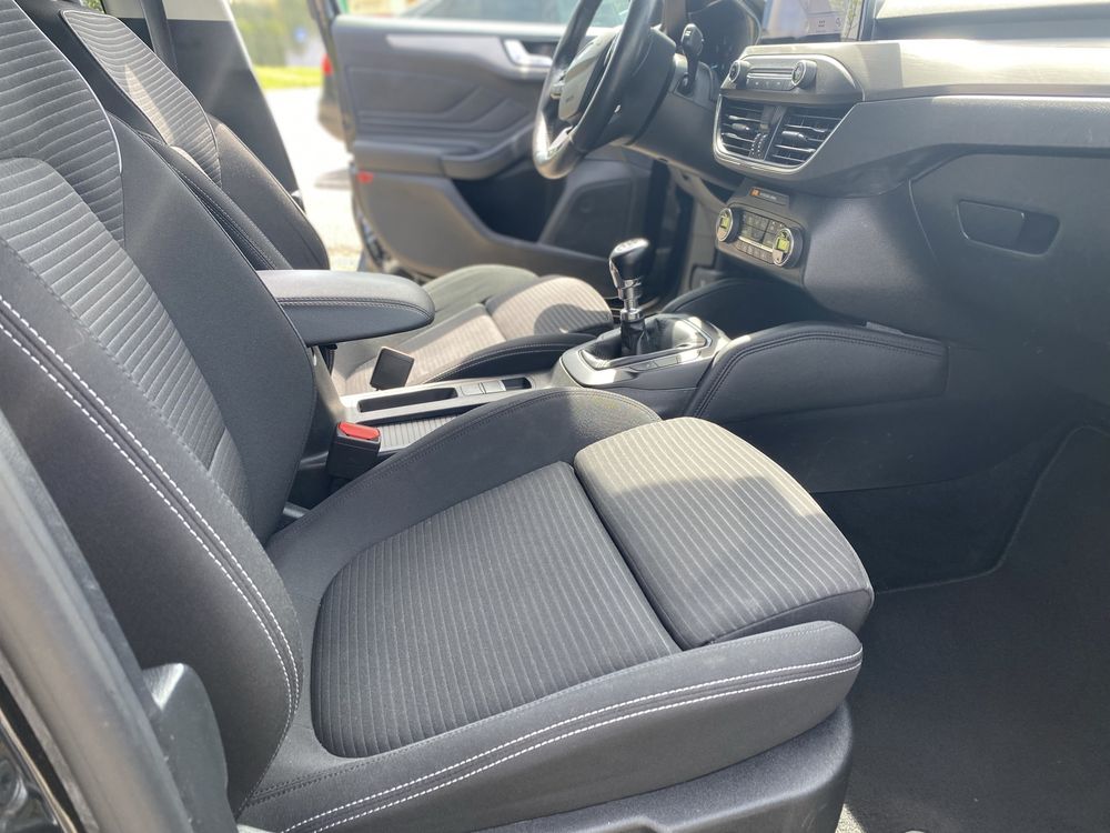 Ford Focus 4 Titanium 2019, incalzire scaune, incalzire volan, senzori