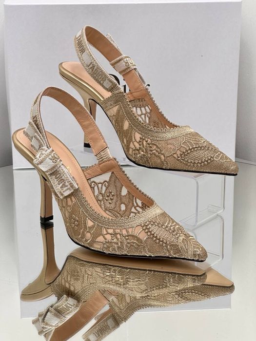 Pantofi-sandale Christian Dior colecția noua Piele naturală 100%