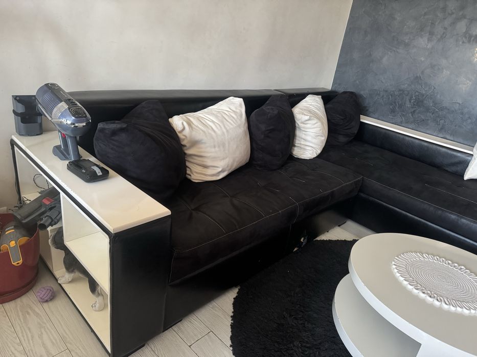 Ъглов диван с опция сън