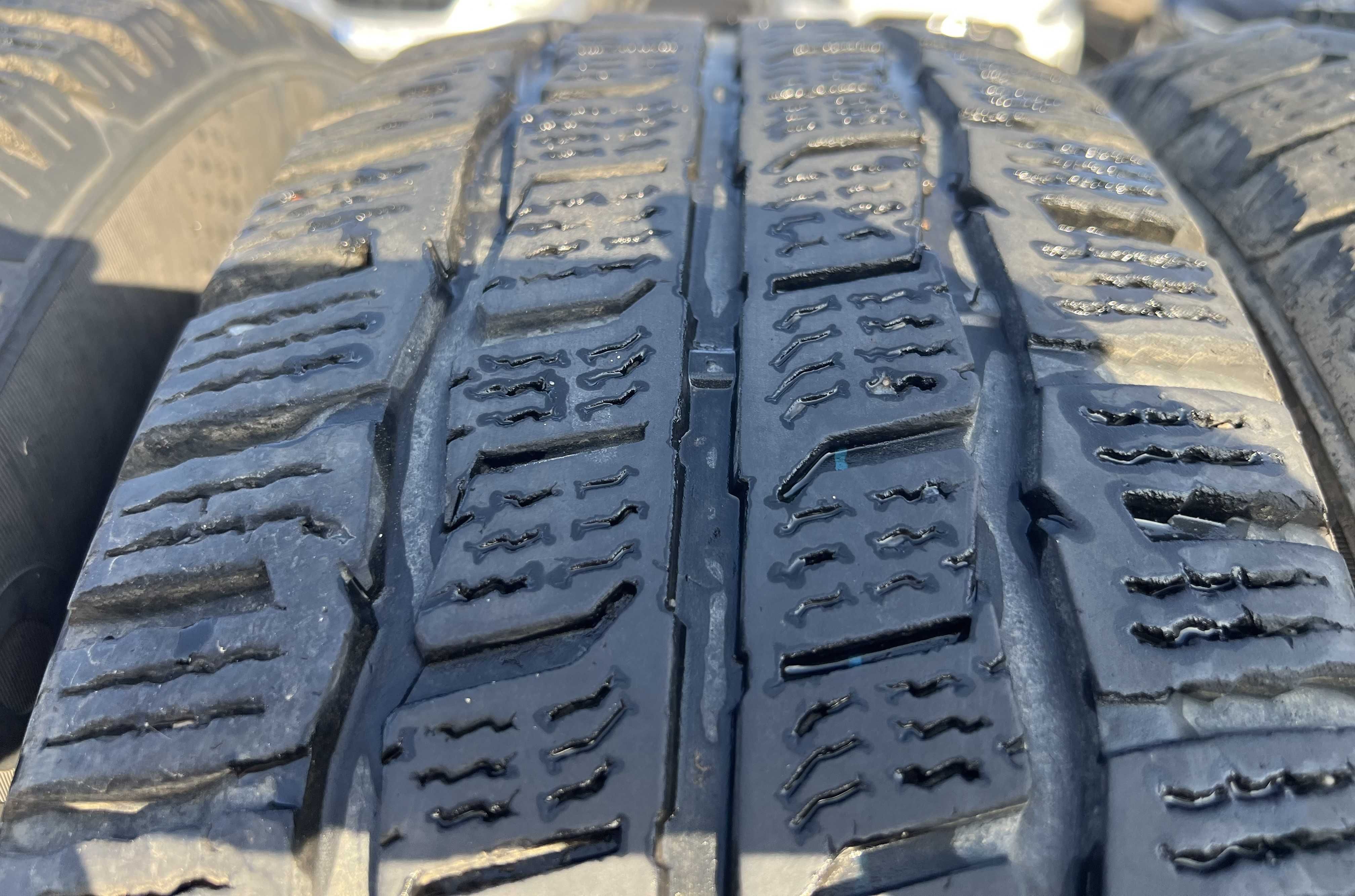 4бр.зимни гуми за Бус KUMHO 215/65/16C M+S
