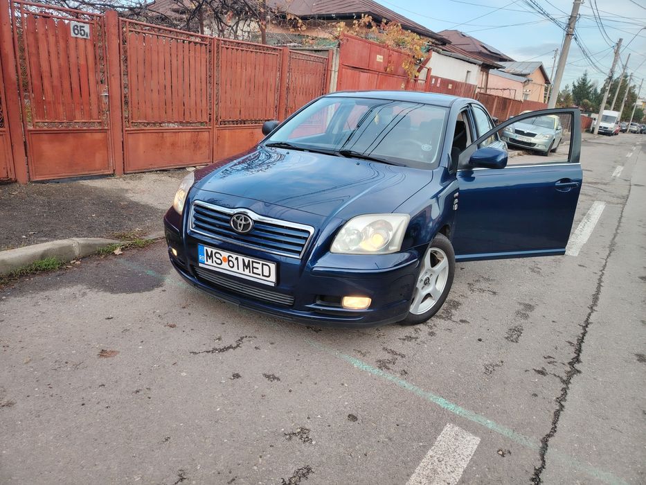 Vând Toyota avensis 2.0 diesel stare 10 din 10 impecabila fiscal pe lo