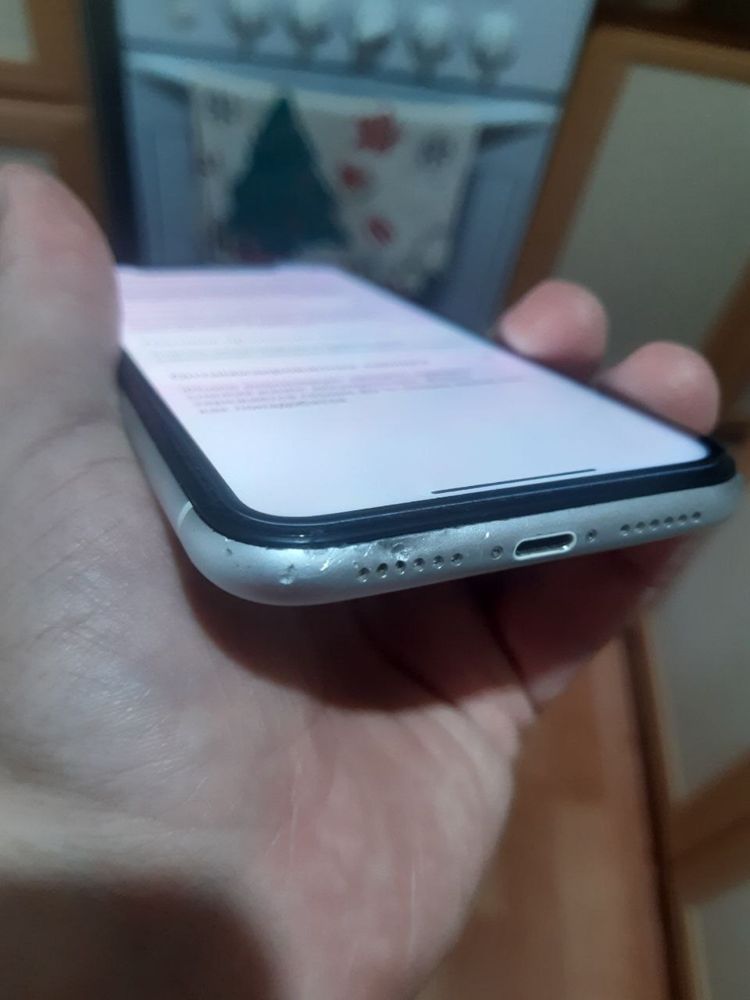 Iphone xr белый 83% 128 gb отличный