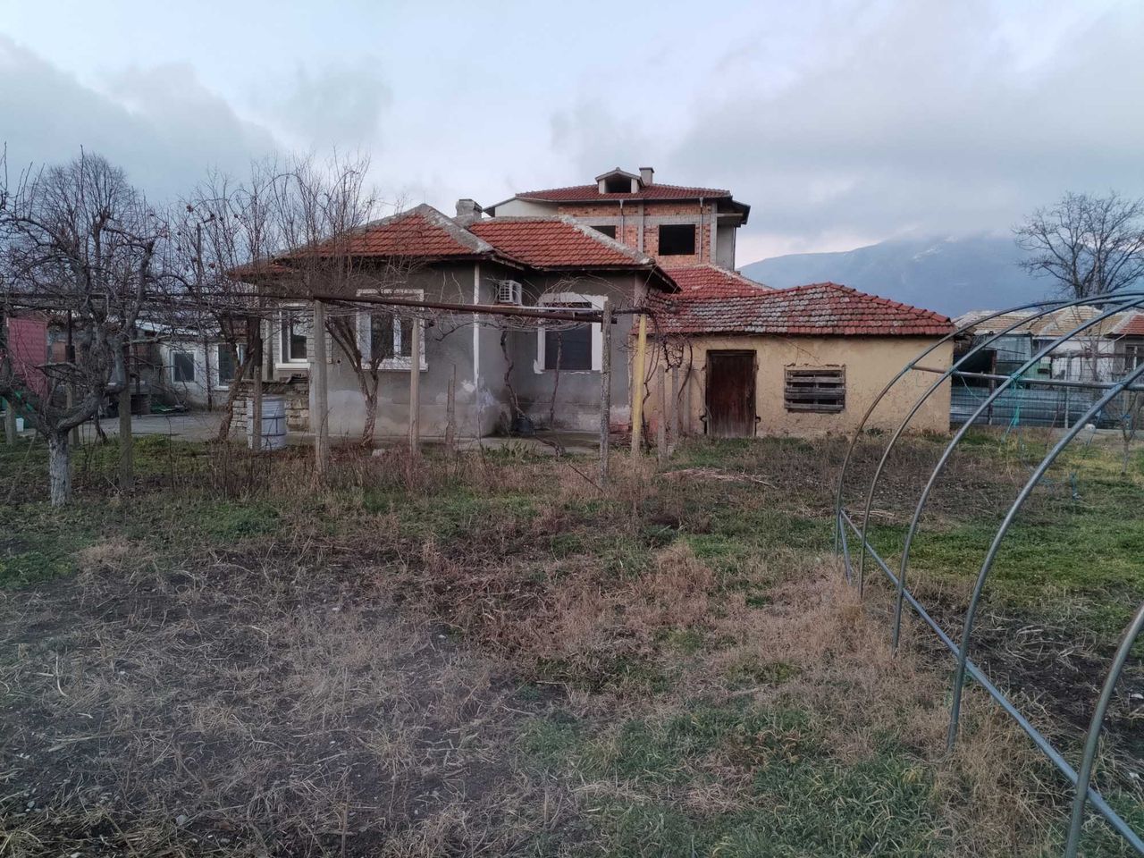 Продава се Къща в Сливен, Българка - 55 кв.м за 1298 €/кв.м - Снимка #1
