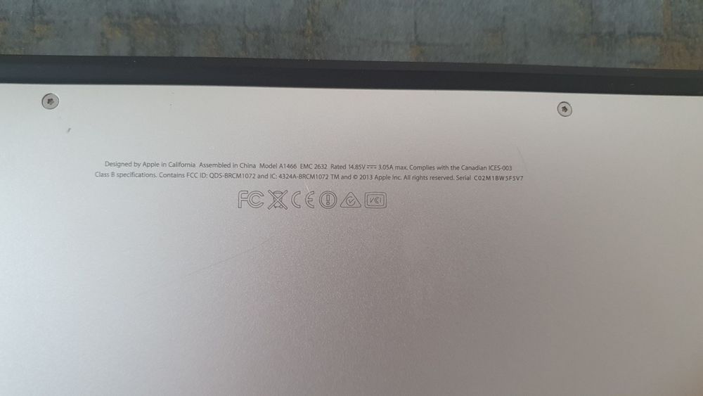 MacBook Air sotiladi