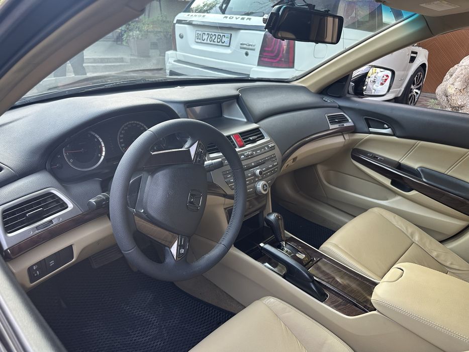 Honda accort full ideal holatda