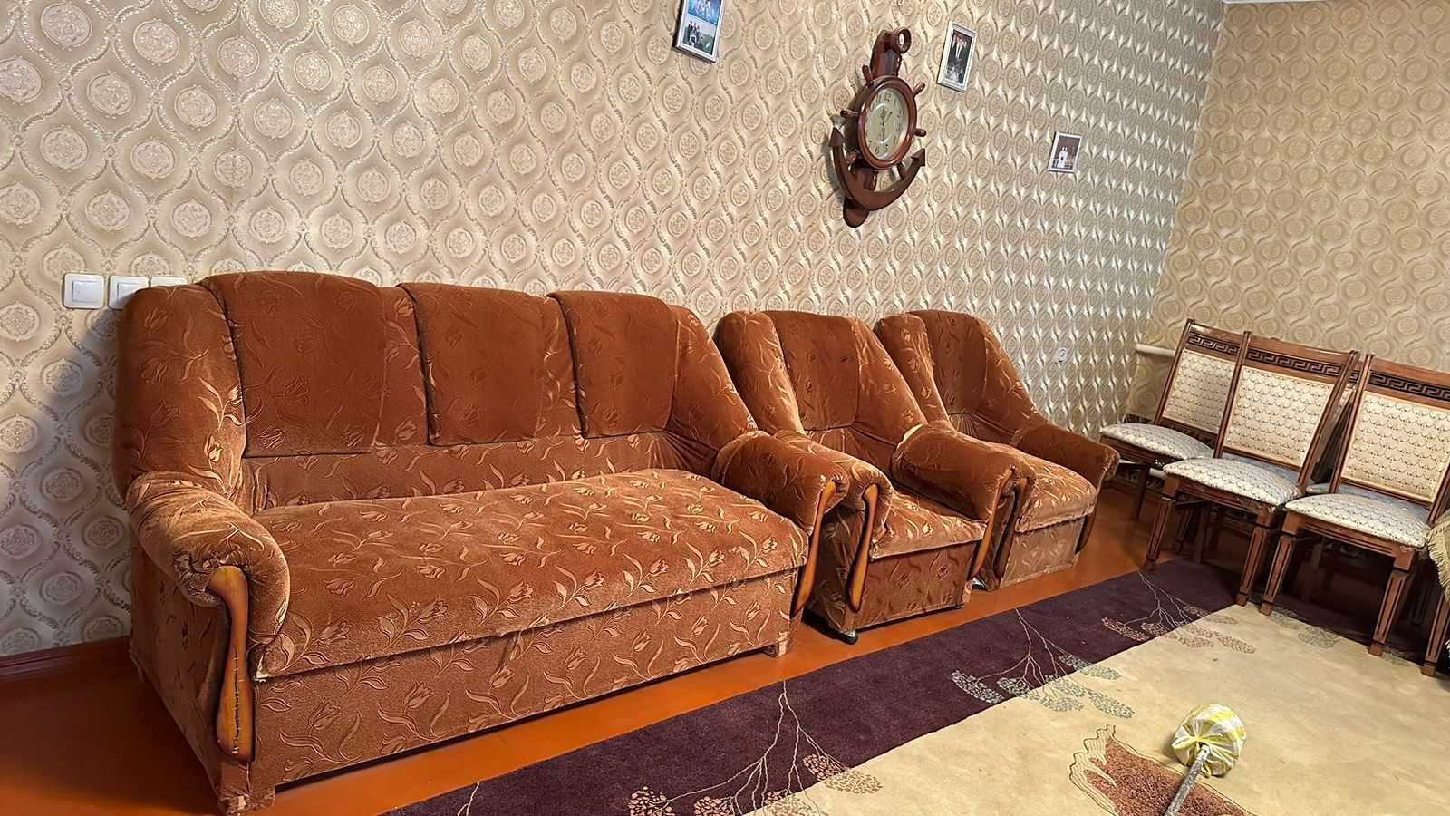 Диван и два кресло