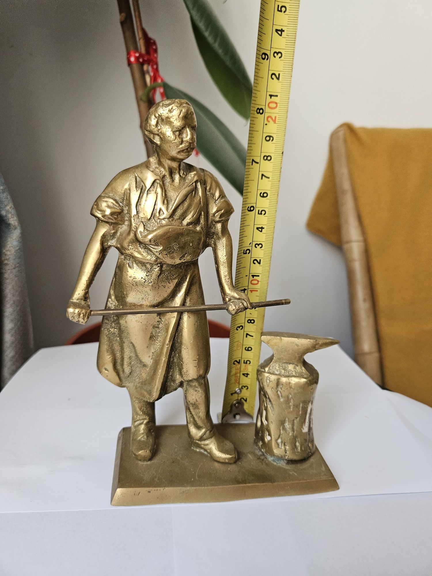 Statueta fierar de 2 kg de bronz!