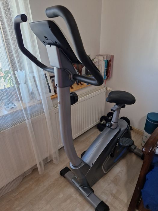 Bicicleta fitness de apartament