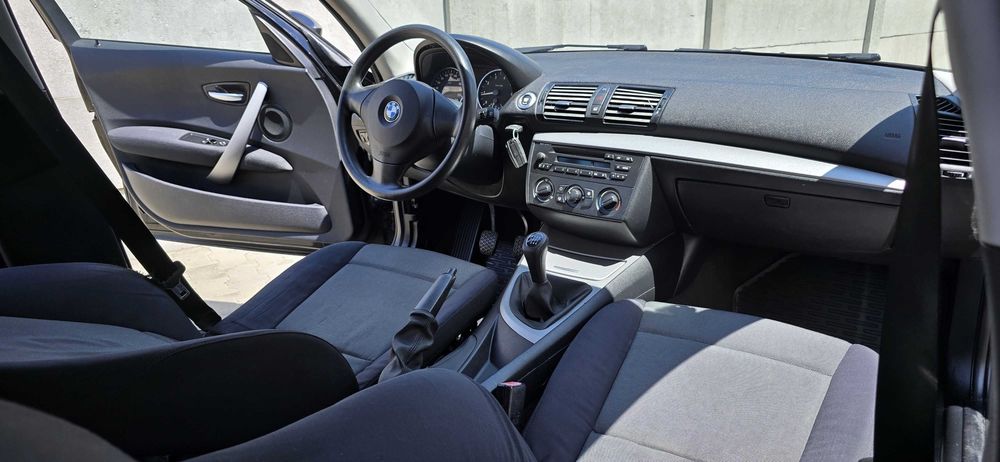 RATE CASH Bmw Seria 1 motor 1600 cm3 benzina aer conditionat Germania