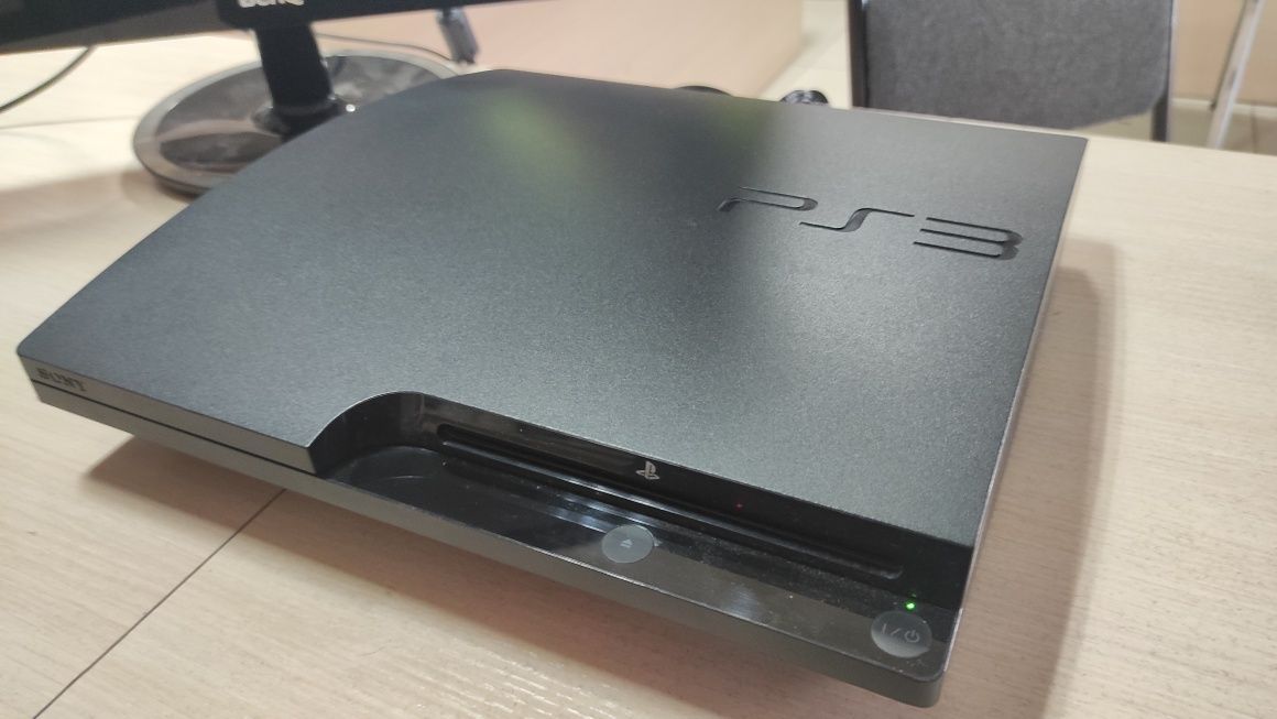 Sony PlayStation 3 500 gb. + 30 загруженных игр из PSN в подарок