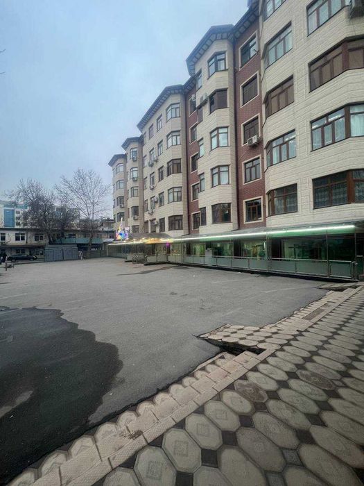 Vokzal saodatda 2 xonali uy sotiladi