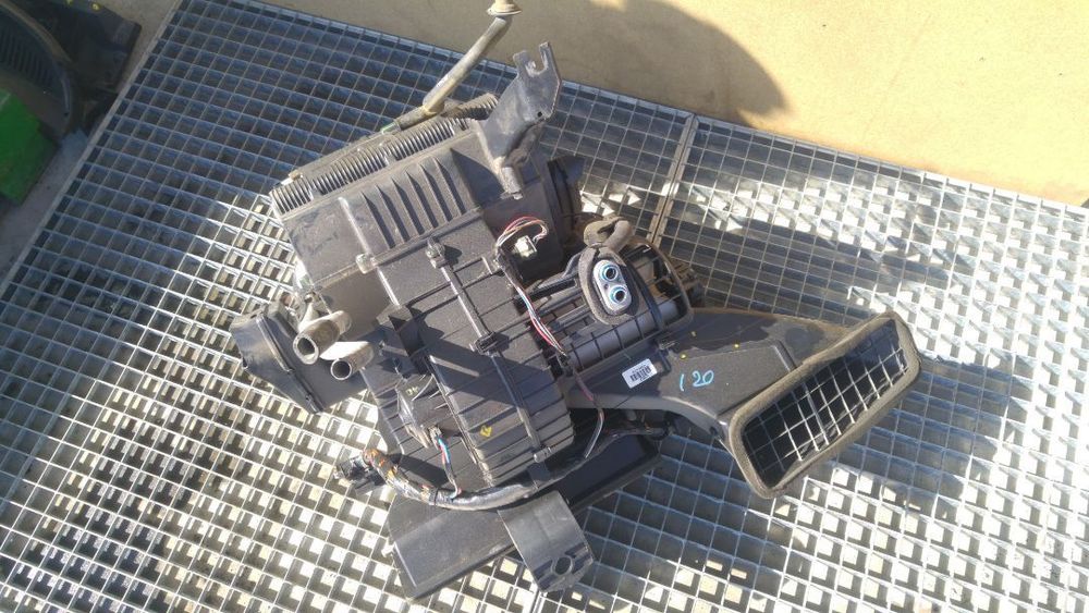 tulumba aer bord hyundai i20 2008-2012 7200-1j120