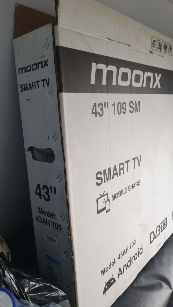 MOONX 43 smart tv