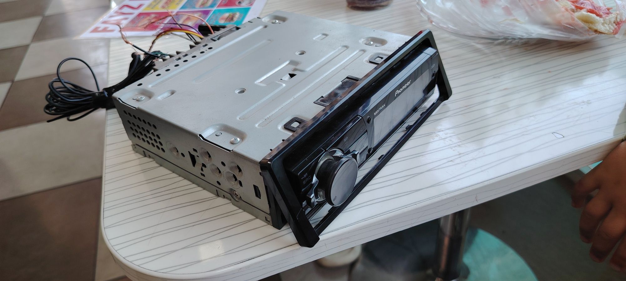 Pioneer deh 9650 bt