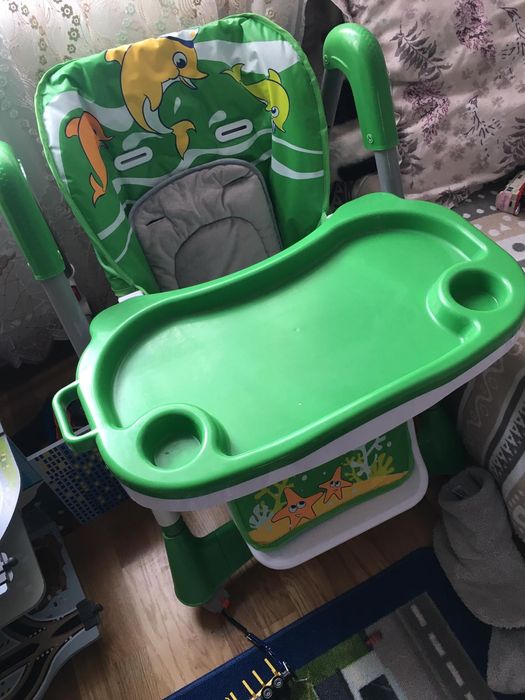 Scaun de masa bebe