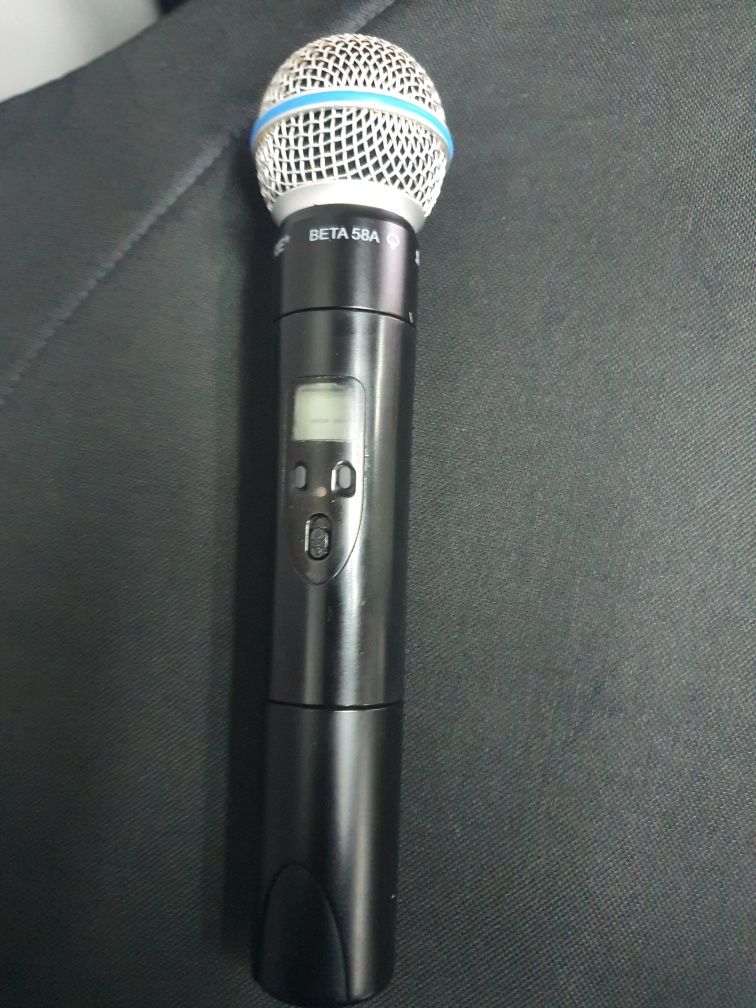 Vand microfon ULX P4