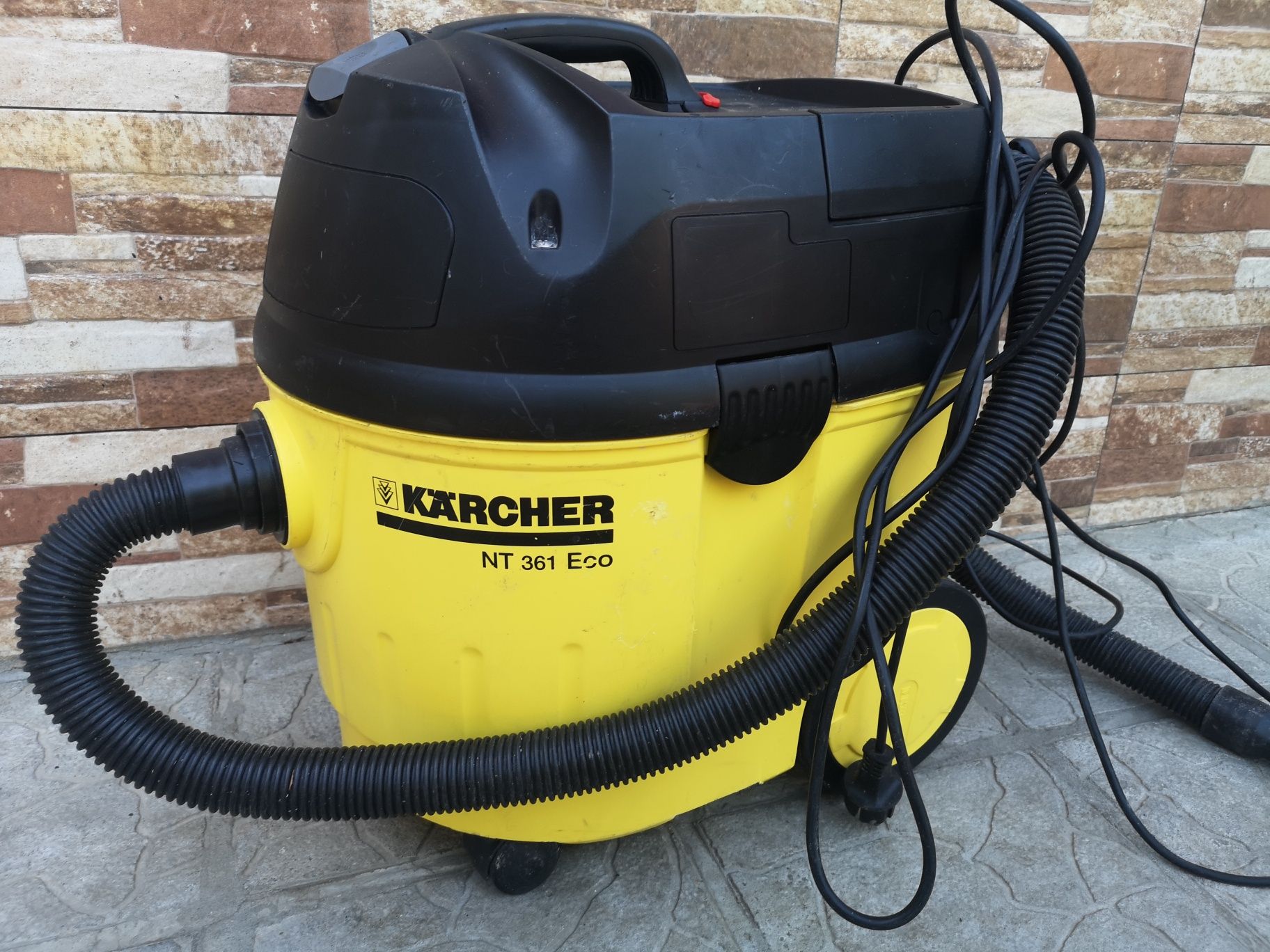Прахосмукачка Karchernt361 Тупалка  СухоСтроителсво
