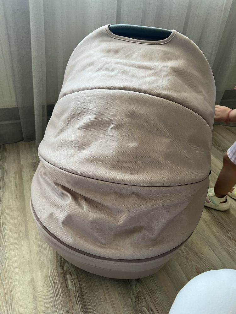 Бебешки и детски колички