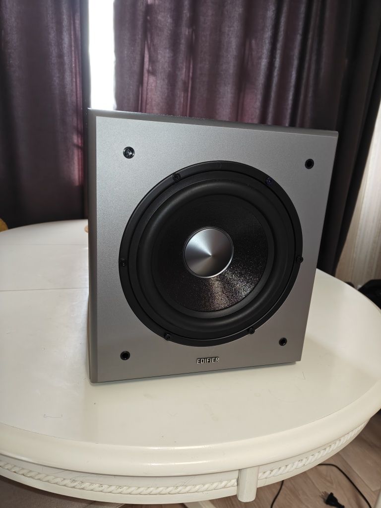 Сабвуфер Edifier T5