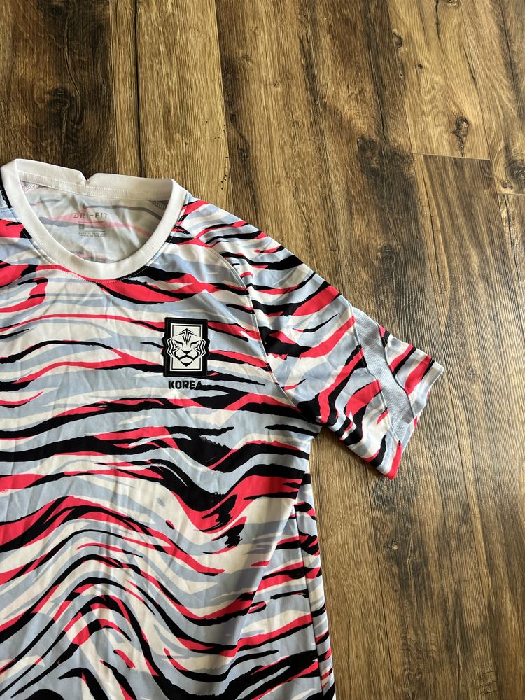 Nike Korea size L