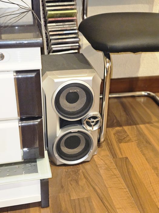 Продам музыкальный центр Sony