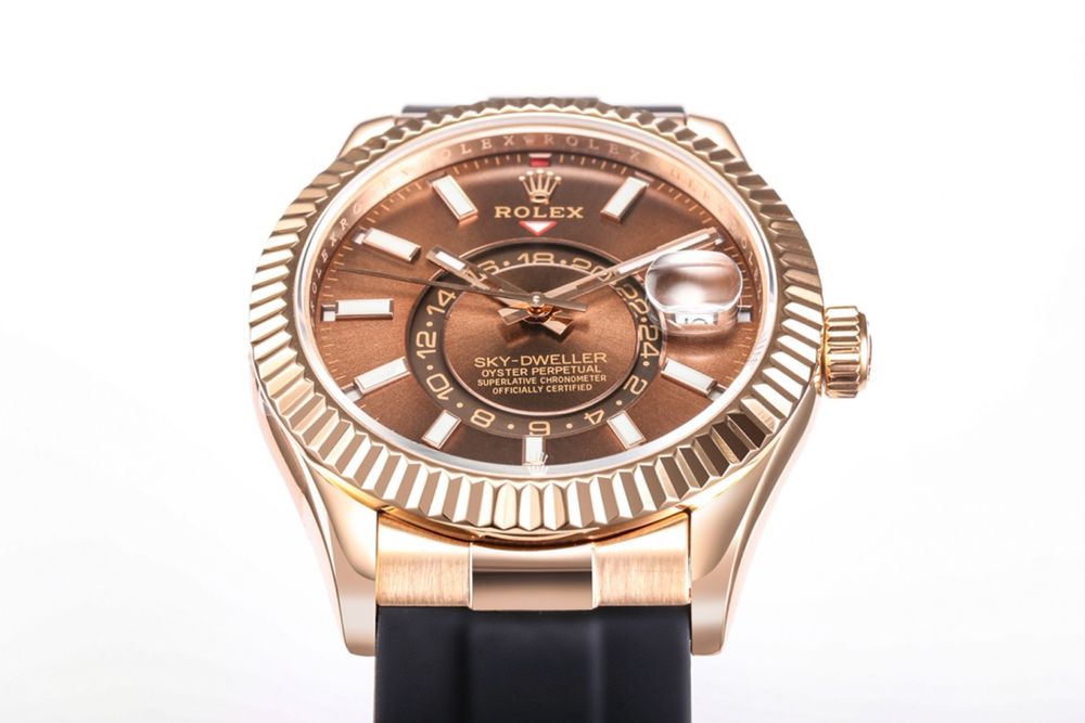 Ceas Rolex Sky Dweller Automatic