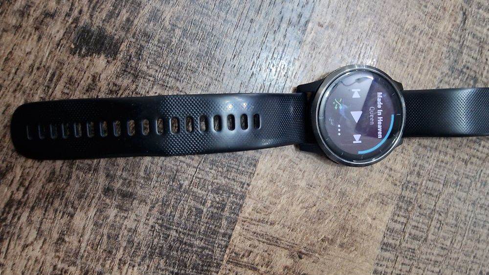 Ceas Garmin VivoActive 4 Music