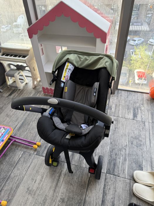 Продам коляску doona 110000