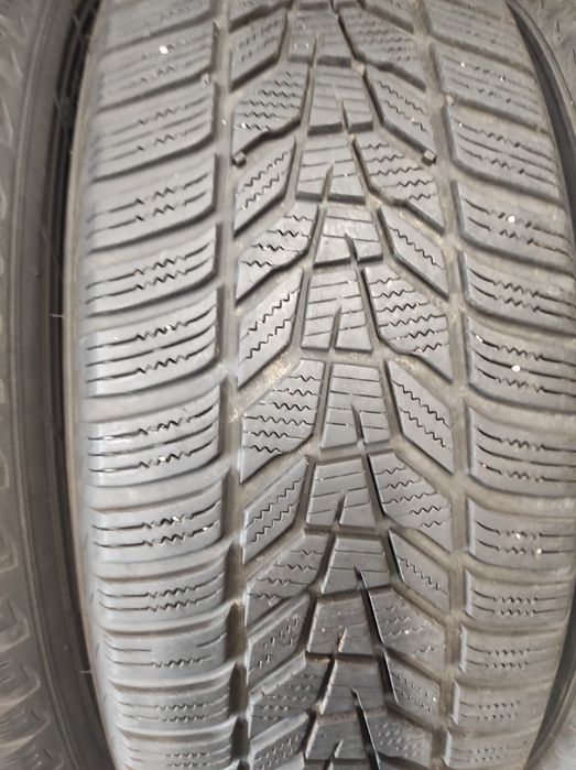 225/60/17 Hankook